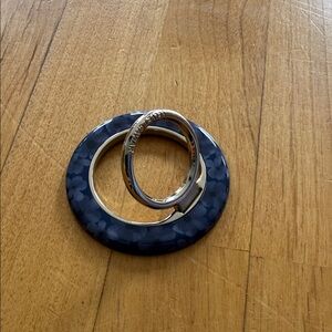 Silver and Blue Velvet Caviar MagSafe Phone Grip